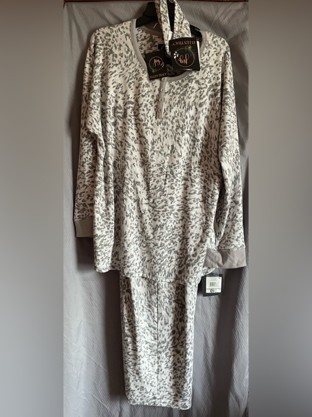 Ellen Tracy Gray and White Leopard-Print Pajama Set